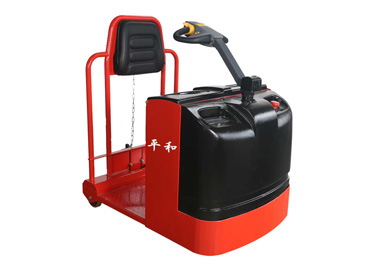 平和2-6噸全電動牽引車